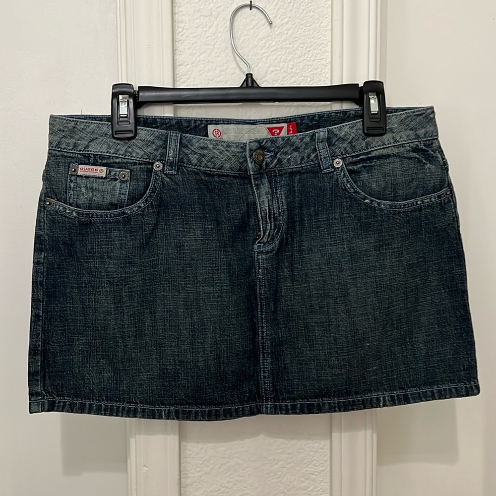 Guess skirt